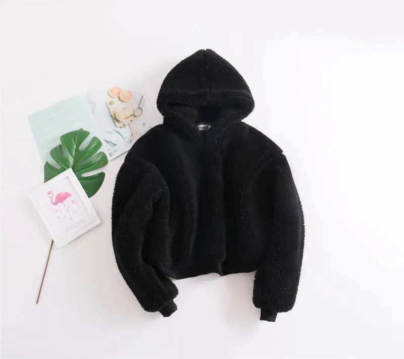 Черный MONMOIRA однотонные негабаритных овечьей шерсти женские свитшоты с капюшоном Повседневная зимняя Толстая искусственная меховая Толстовка и свитшоты женские cwf0208-5 - Цвет: Черный