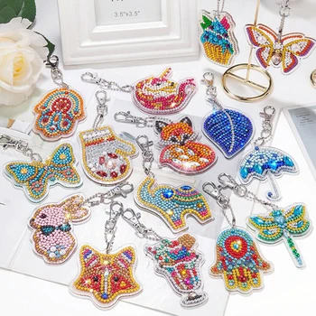 

DIY Full Drill Special shaped Diamond Painting KeyChain Animal Kids Pendant Keychain Jewelry Key Ring Woman Bag Pendant Gifts
