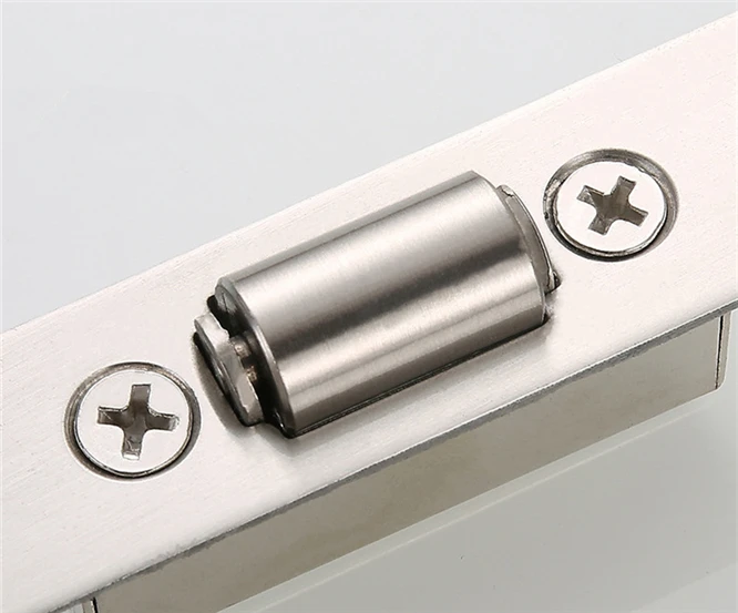 10491242187_1792408518