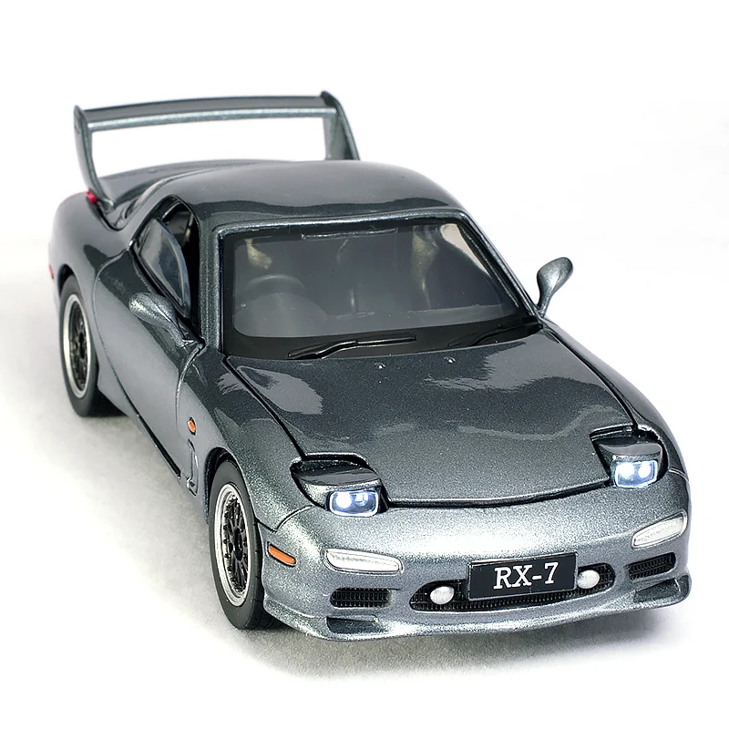 Модель автомобиля Mazda RX7 1:32 из сплава литой игрушечный автомобиль модель с