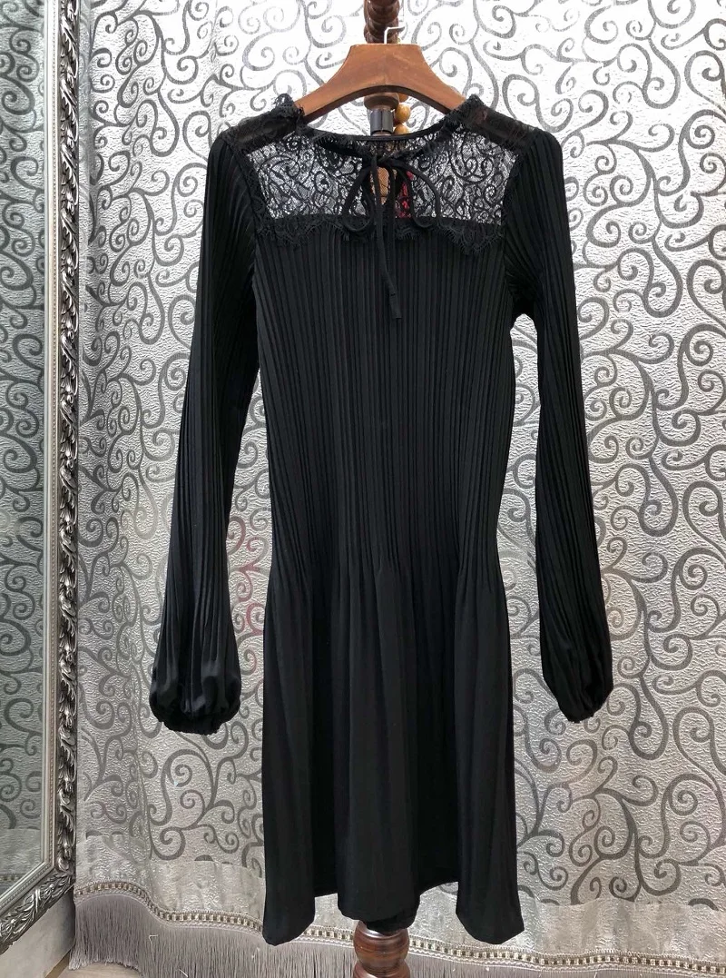 High Quality New Autumn Fashion Black Dress Women Sexy Sheer Lace Patchwork Long Sleeve Pleated Dress Above Knee Ladies