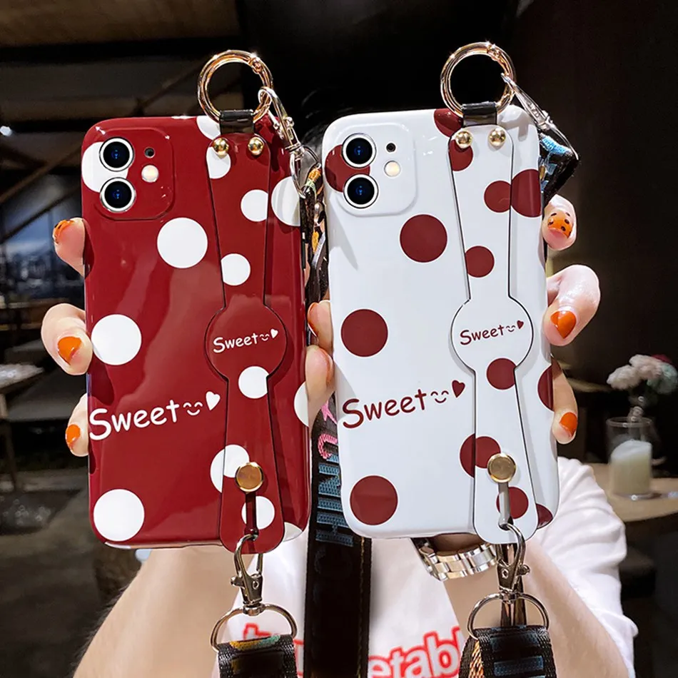 Wrist Strap Case for iPhone 7 8 6 6S Plus SE 2 2020 Case Silicone Cute Cartoon Holder Cover for iPhone X Xs 11 Pro Max XR Coque Wrist Strap Case for iPhone 7 8 6 6S Plus SE 2 2020 Case Silicone Cute Cartoon Holder Cover for iPhone X Xs 11 Pro Max XR Coque