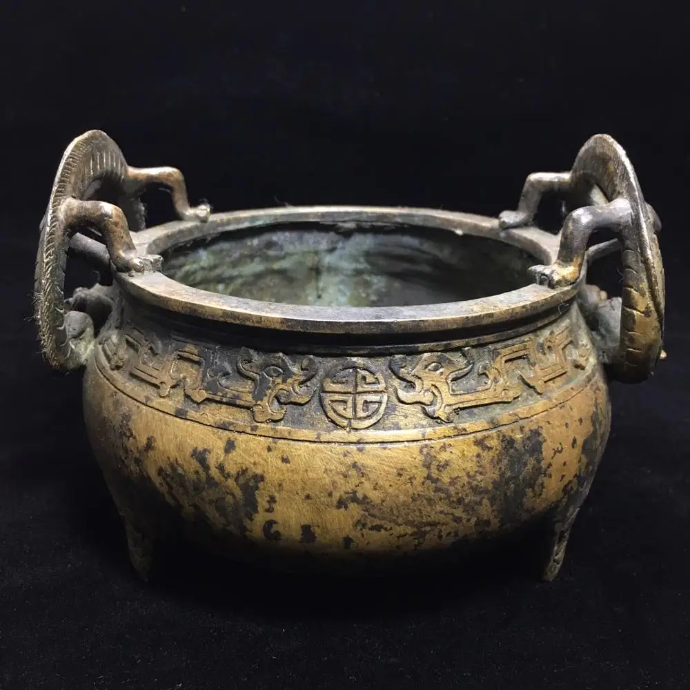 

Collection Chinese old copper carving animal dragon pattern binaural three-legged incense burner (Qianlong year at the bottom)