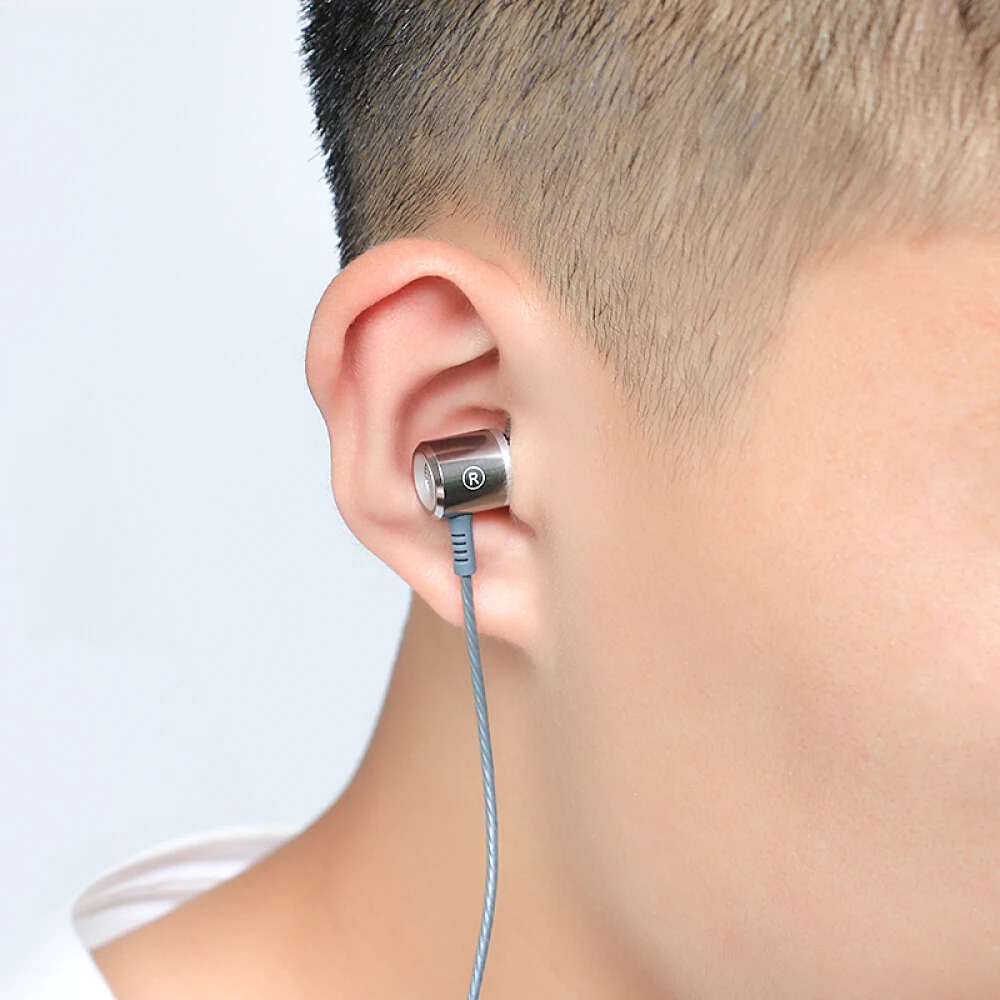 Langsdom M400 Quad core double moving coil Wire Control in ear eardphones Sport Gaming Headset Adjustable volume and HD call