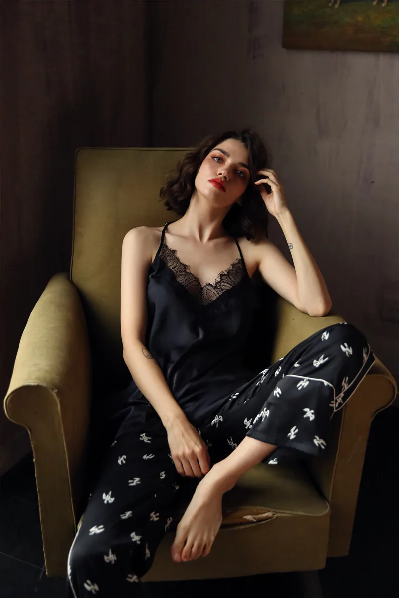 13565178269_1061836450