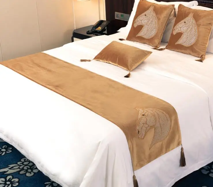 Horse Design Bedspreads 45cm Width Bed Runner Luxurious Bed Flag Decorative Bed Cover Polyester Home Hotel Use