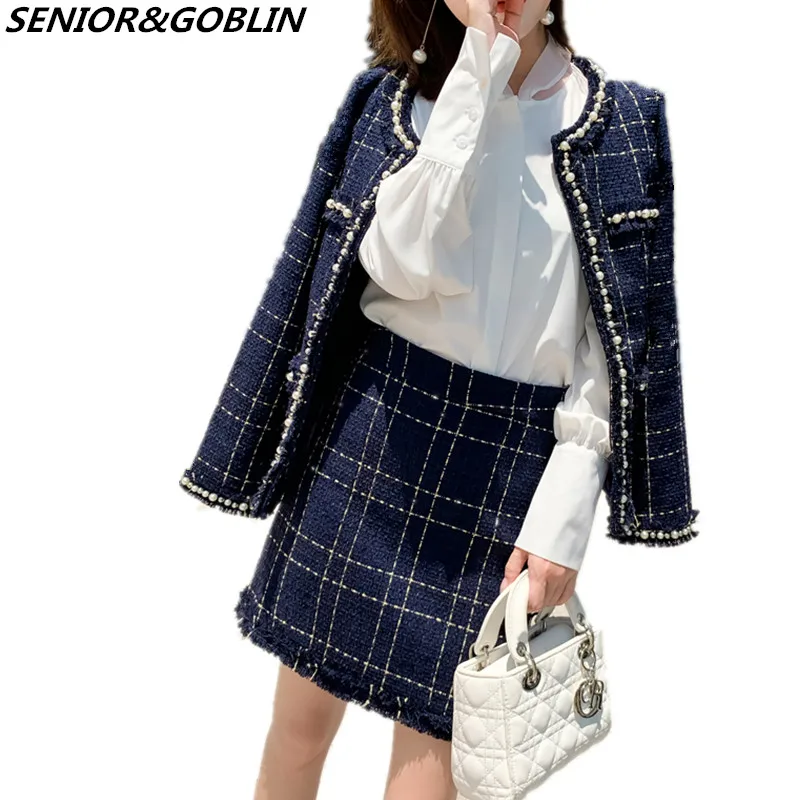 

2019 Quality Brand Designer Tweed Wool 2 Piece Sets Women Cardigan Coat Top Mini Skirt Winter Autumn Beading Skirts Sets Clothes