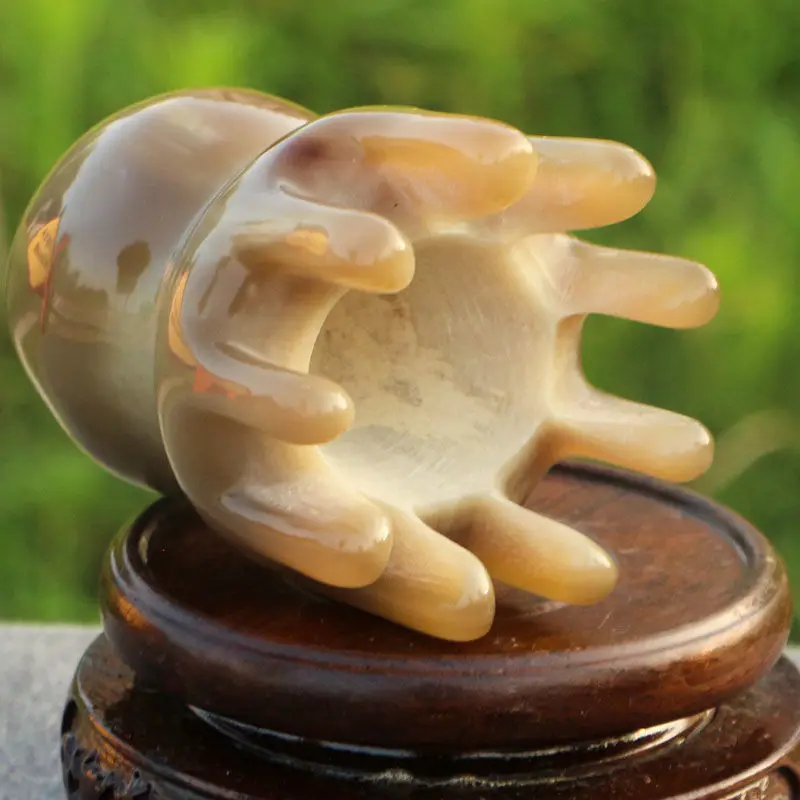 Natural White Horn Octopus Comb Head Meridian Scraping Scalp Massage Brush Acupuncture Spa Gua Sha Therapy Massage Relax Tool