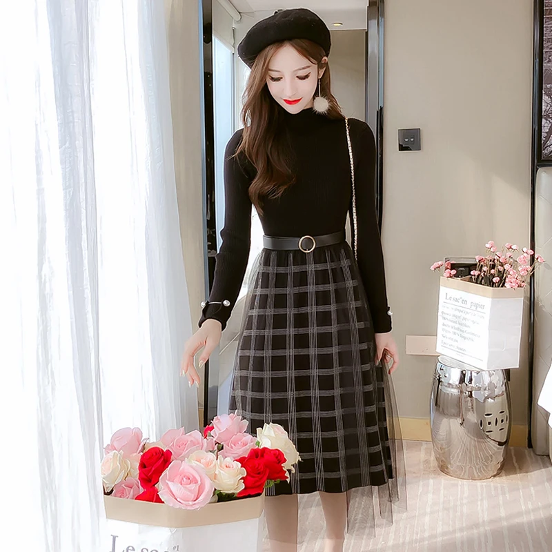 Best Price 2020 New Design Women Sweater Dress Turtleneck Black Sweater Knee Length Plaid Skirt Long Sleeves Fit and Flare Dress with Belt