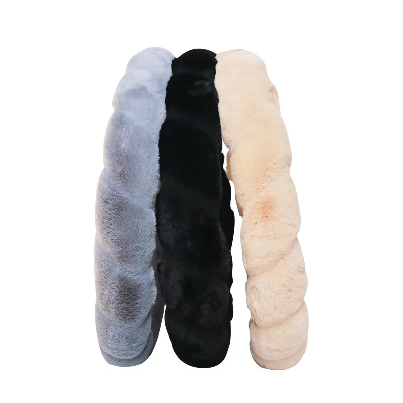 

Winter Warm Short Plush Car Steering Wheel Cover Universal 38cm Non-Slip Fluffy Steering Wheel Steering Cover Car Accessories