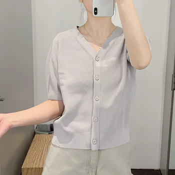 

Women's Gray Color Knit Sweater Short Sleeve Buttons V-neck Solid Color Casual Knit Cardigan