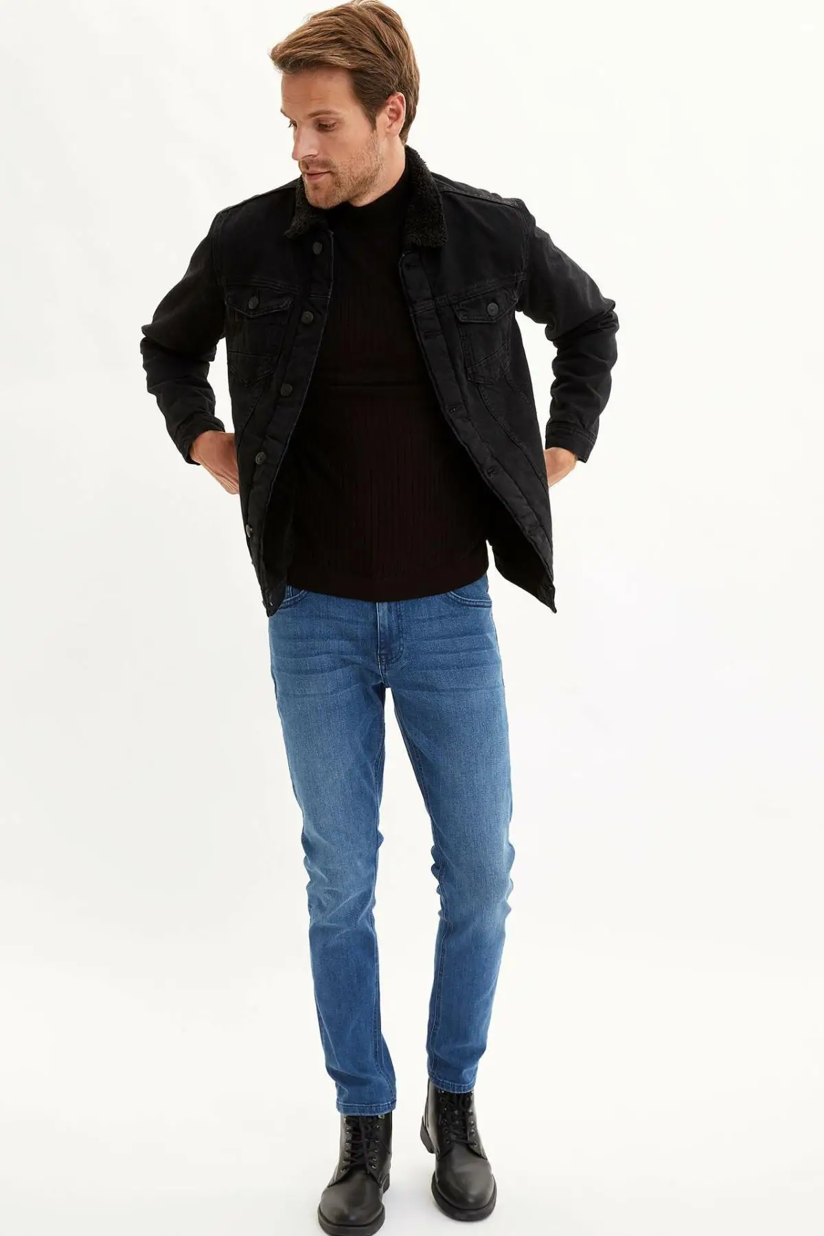 DeFacto Мужская черная джинсовая короткая куртка с отворотом, Повседневная Уличная одежда с карманом, Модная Тонкая джинсовая куртка-L5570AZ19WN