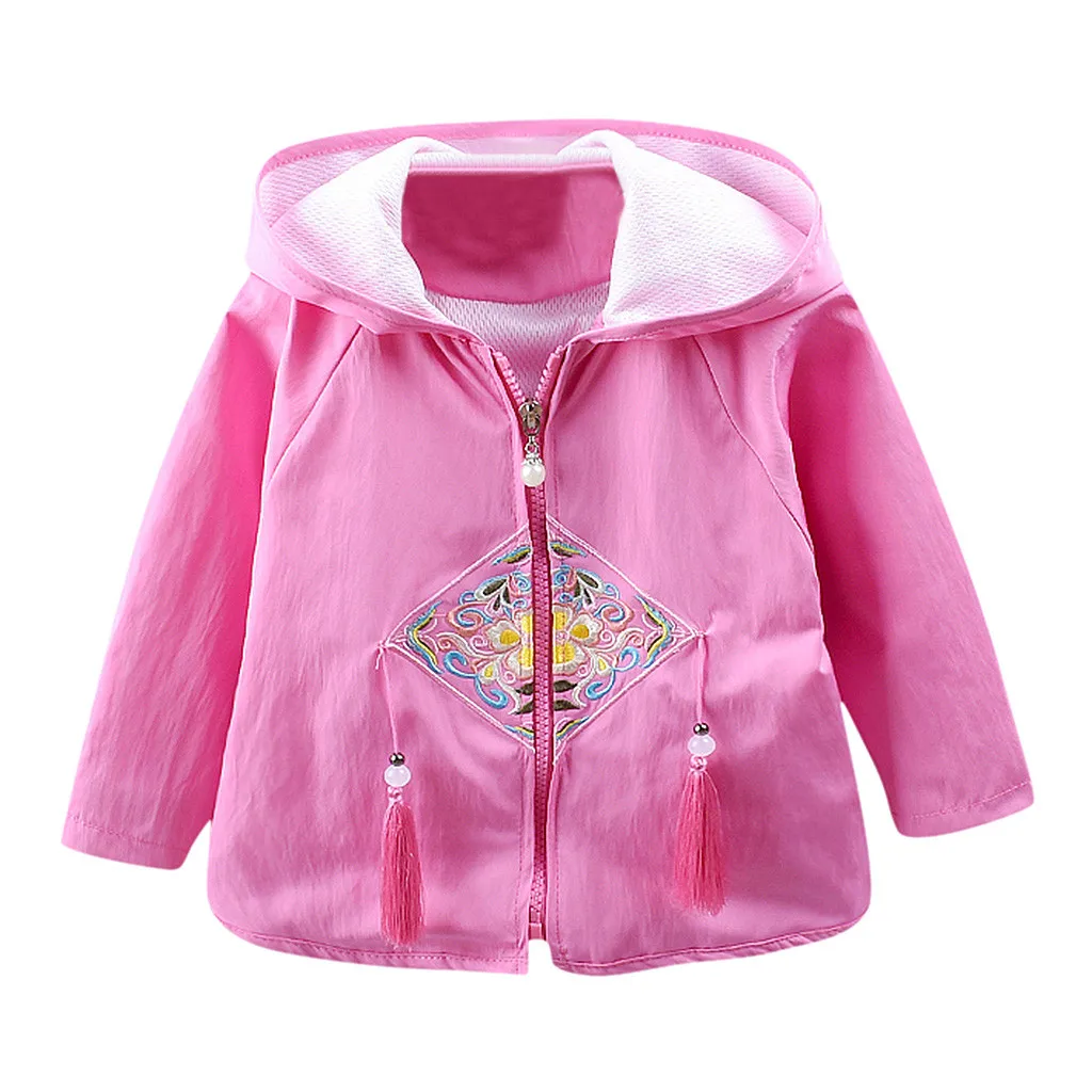 Зимние пальто для маленьких мальчиков и девочек; коллекция года; зимняя куртка с капюшоном и цветочной вышивкой для девочек; с кисточками; цвет красный, розовый; Детское пальто; сезон осень