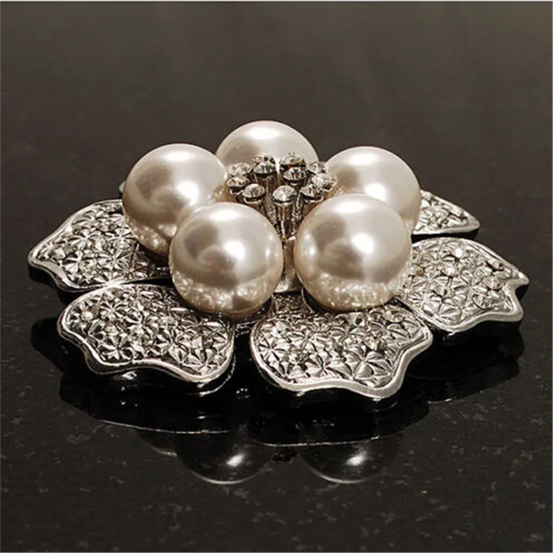 brooch pin