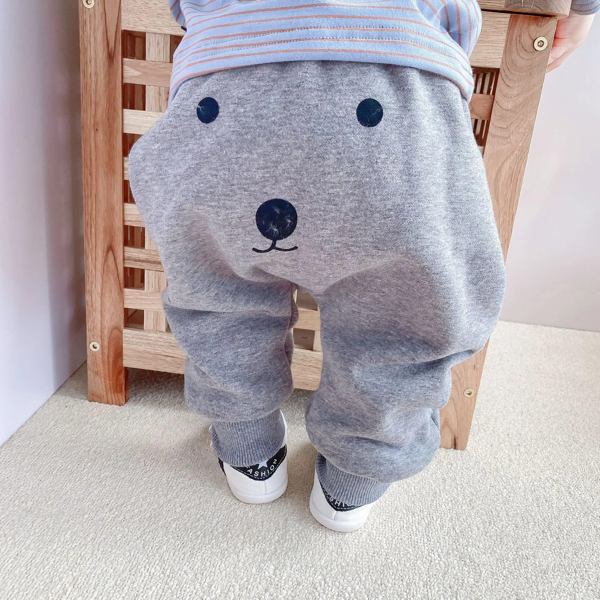 

Baby trousers winter models plus velvet thick warm pp pants winter pants for kids