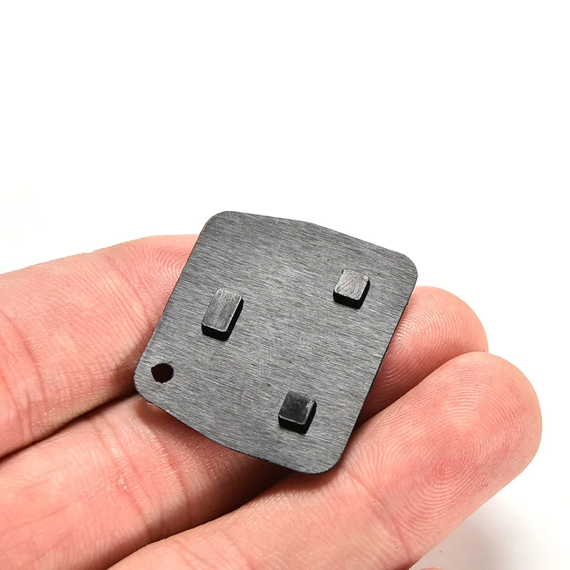 New replacement 3 Button Rubber Remote Pad For Toyota Avensis Corolla Lexus Rav4 3 Button Remote Key Fob Wholesale