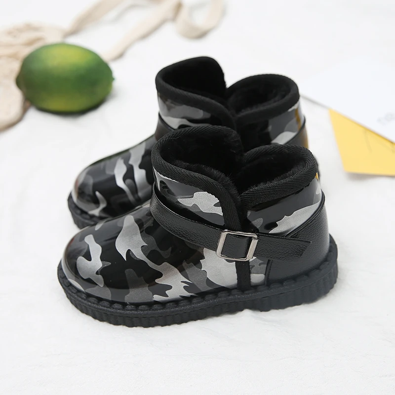 Зимние ботинки для девочек; зимние ботинки для мальчиков с камуфляжным принтом; утепленные кроссовки; бархатные короткие ботиночки; SSJ065