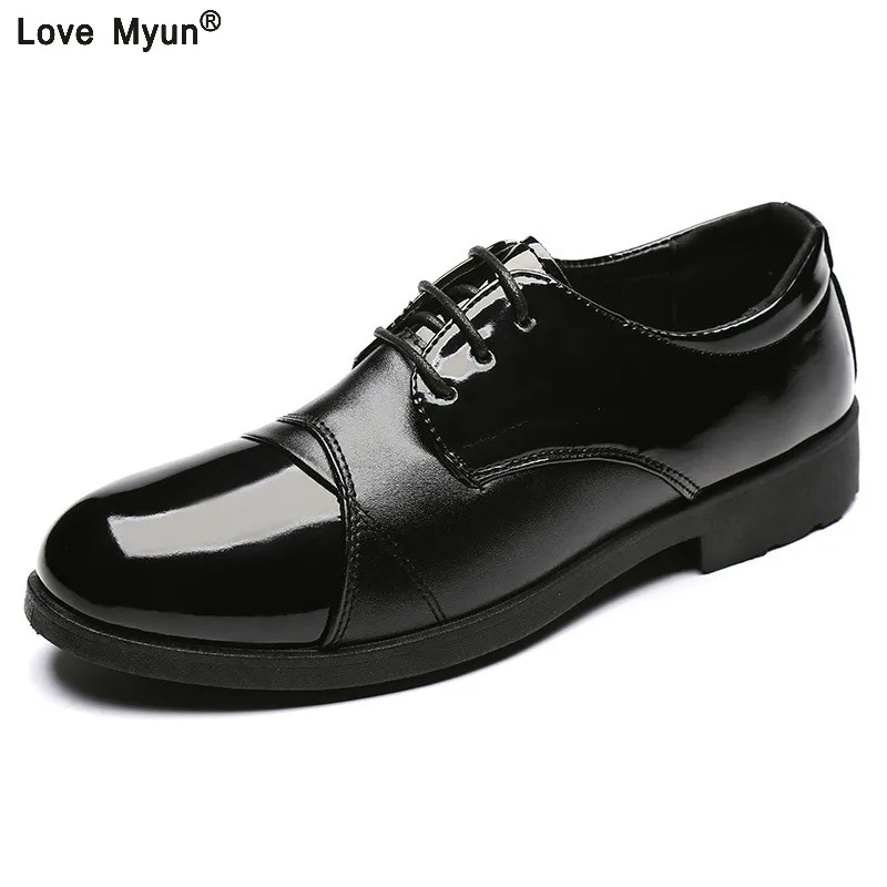 

New 2017 Fashion Men Dress Shoes Leather Pointed Toe Classic Black Business Mens Shoes Chaussures Hommes 554