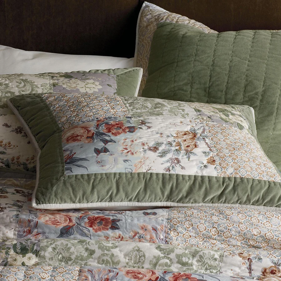 12165446963_588954534