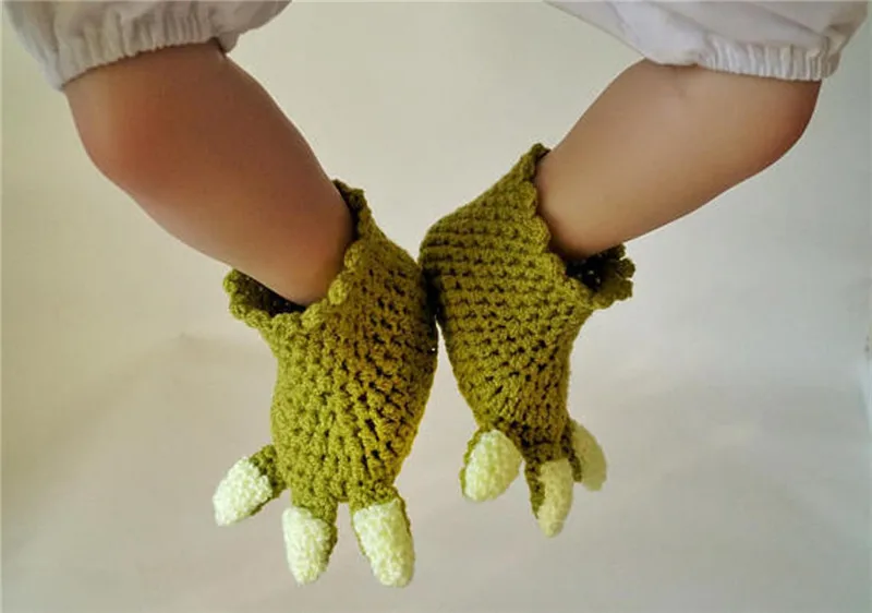 Delux Master Yoda Baby Clothes Newborn Photography Props Crochet Knit Infant Hat Coat Golves Shoes Belt Clothing Set Photo Shoot  (5)