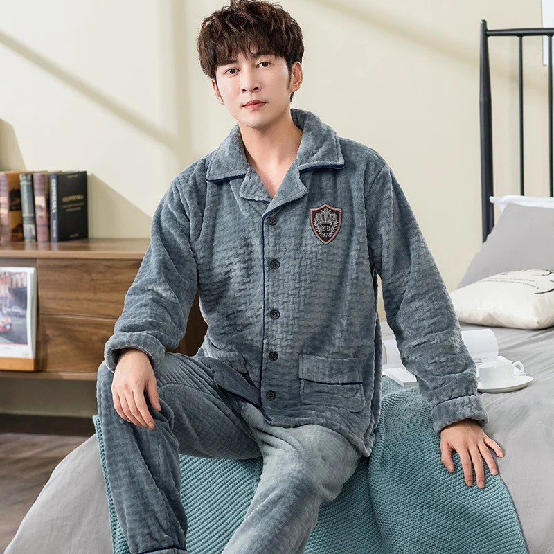 Winter Man's Coral Fleece Pajamas 2 Pieces Lounge Sleepwear for Men Pijama Bedgown 2019 Home Clothes PJ Grey Warm Thicken Pajama Winter Man's Coral Fleece Pajamas 2 Pieces Lounge Sleepwear for Men Pijama Bedgown 2019 Home Clothes PJ Grey Warm Thicken Pajama
