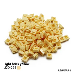 550 - Piece Creative Building Blocks Set for Adults and Teens - Pixel Art and Educational Toy (Light Brick Yellow)