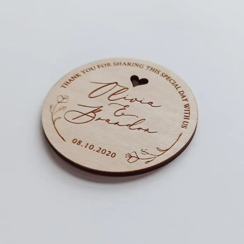 DIY Handmade Gift,Wooden Wedding Table Cards Personalized Wedding Favor Magnet Wedding favor Bride Groom Gift Save the Date