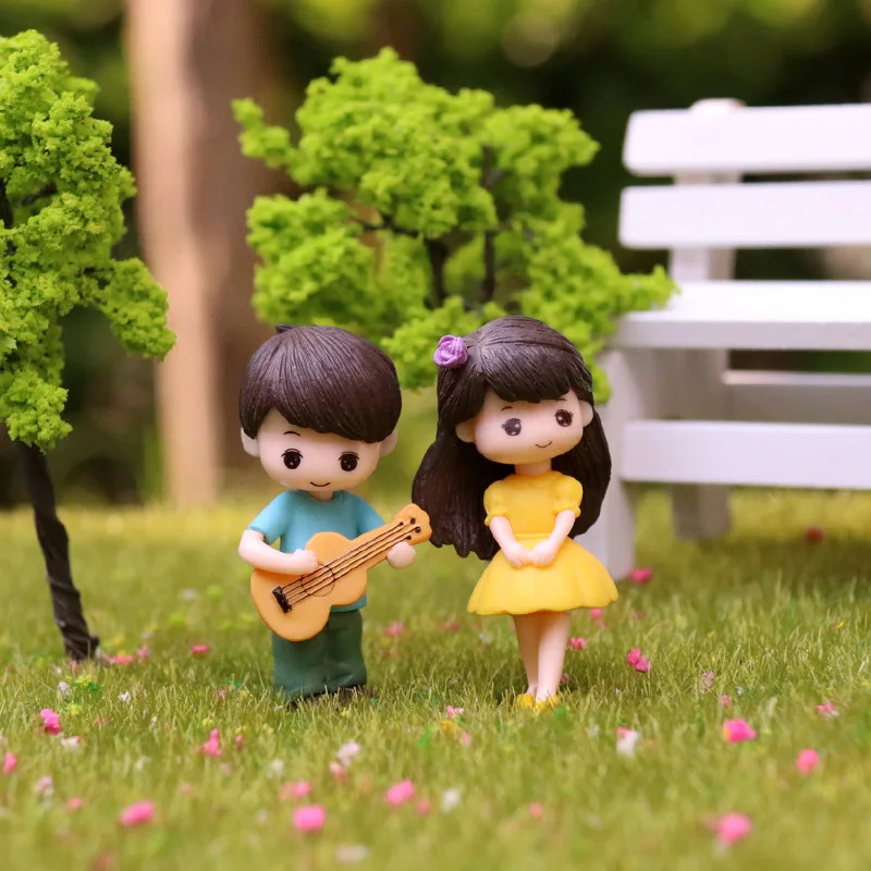 Romantic Miniature Couple Figurines for Wedding Decor and Valentine's Day Gift