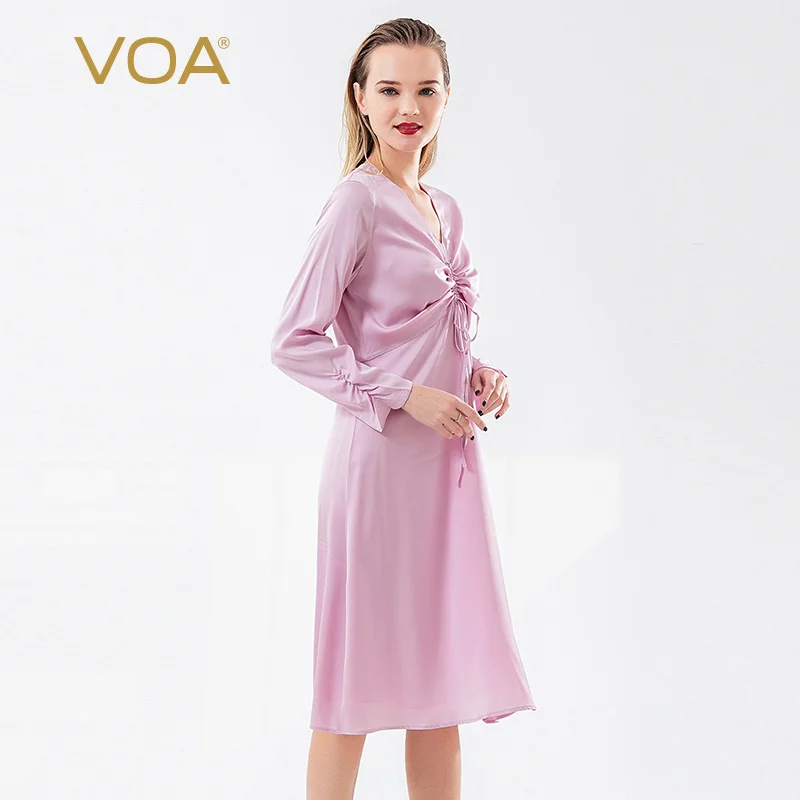 

VOA silk violet powder v-neck long sleeve shirred design after zipper pullover mid-length simple and elegant dress AD16