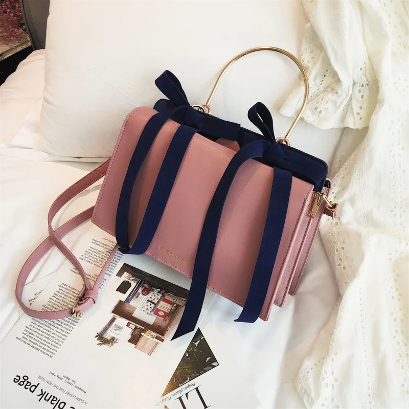 

Korean-style Three-dimensional Trapezoidal Generous Bag Gold Velvet Double Bow Shoulder Oblique Hand WOMEN'S Bag