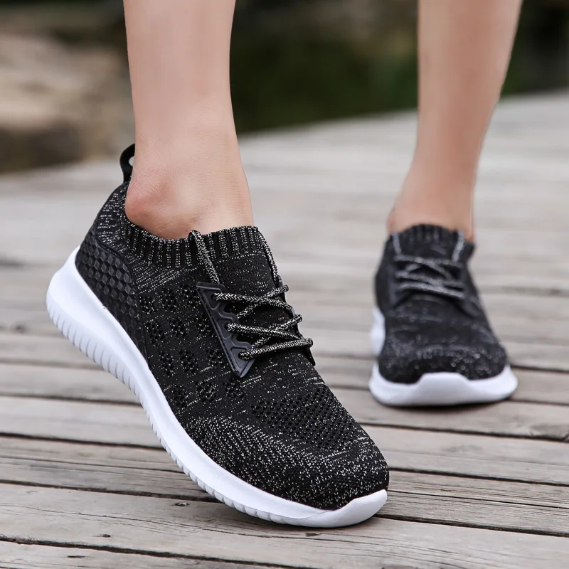 Весенняя новая Летающая тканая женская обувь, легкая женская обувь большого размера, спортивная обувь для бега, повседневные носки, Белая обувь - Цвет: Черный