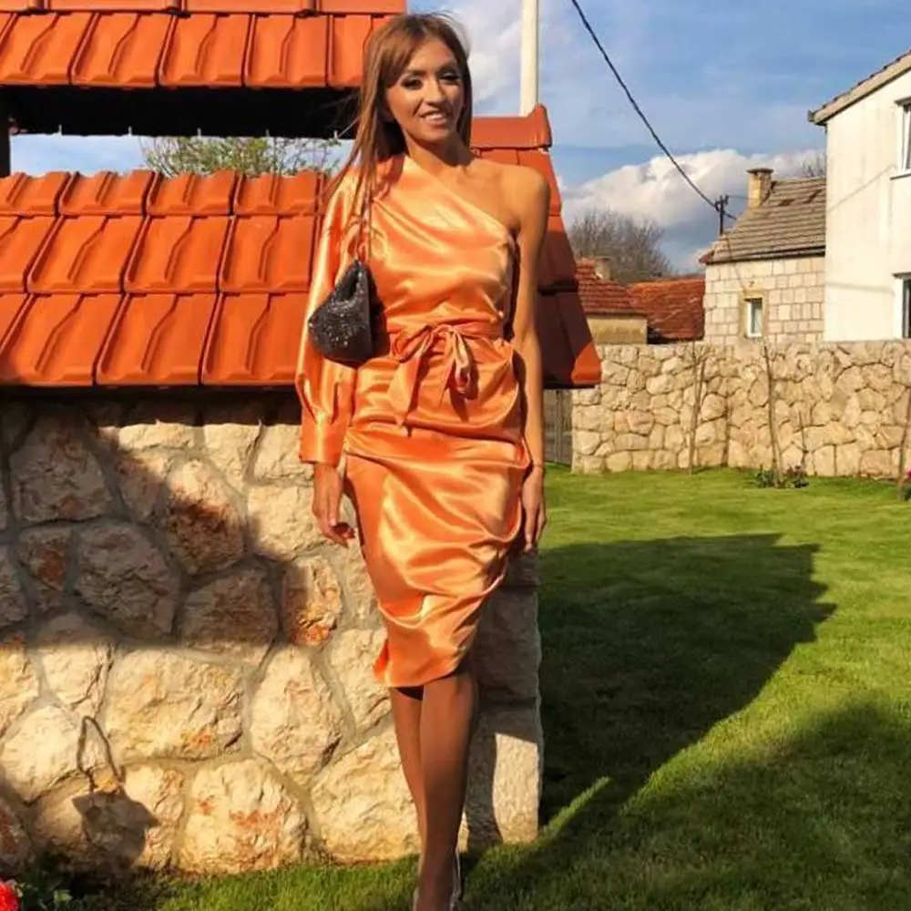 2019-Off-Shoulder-One-Sleeve-Wrap-Dress-Women-Irregular-Lantern-Sleeve-Maxi-Dresses-Elegant-Womens-Party (4)