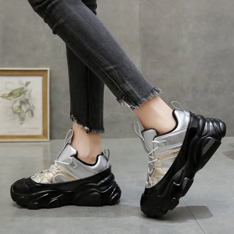 LMCAVASUN/женские кроссовки на толстой подошве; обувь из вулканизированной кожи в Корейском стиле; модная новинка; женская повседневная обувь на толстой платформе для бега; женская обувь