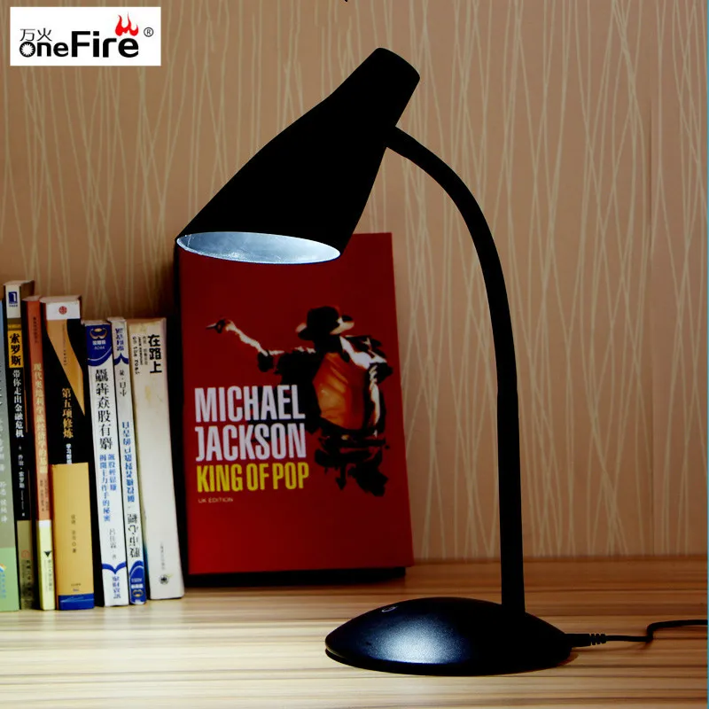 

Creative Eye Protection LED Desk Lamp Charging Students Book Light Bedroom Bedside Folding Table Lamp with Clamp Children Readin