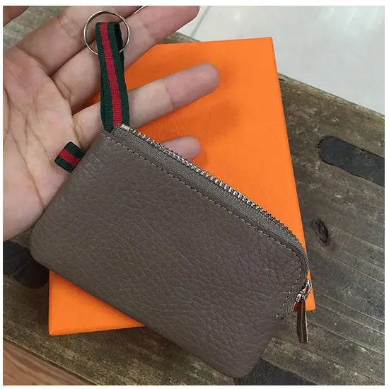 Genuine Leather key pouch Fashion brand keychain Unisex key holder case luxury designer car key bag cute solid key wallet
