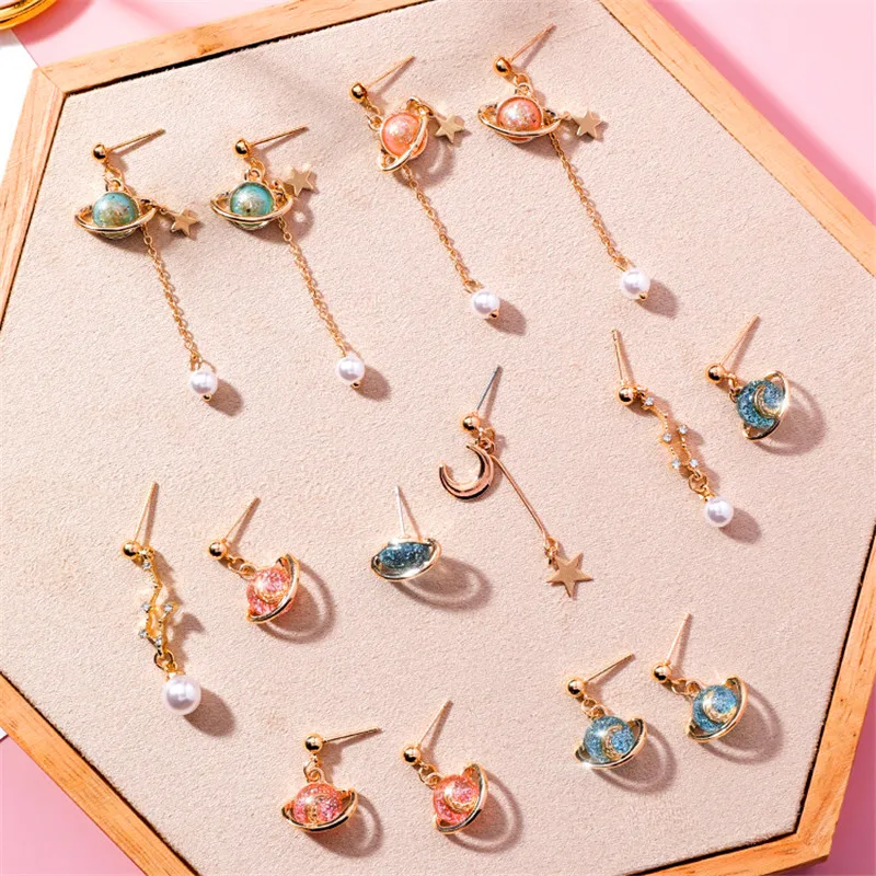 

Unique Style Star Planet Earrings With Pearl Fashion Ladies Gold Color Stud Earrings Romantic Asymmetrical Earrings For Women