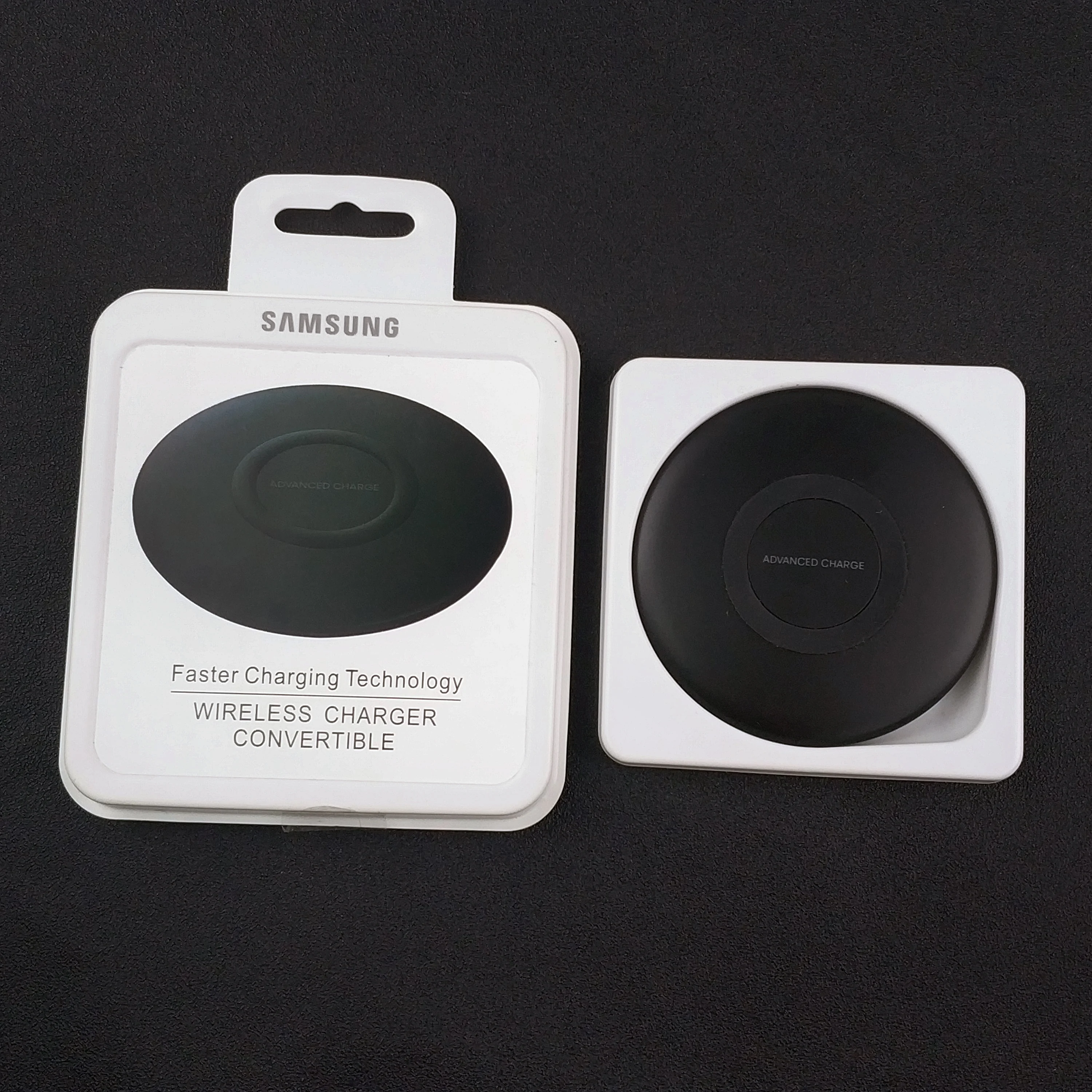 

Samsung Qi smart Wirless Charger Original For galaxy S8 S9 S10 Note 7 8 9 A50 A80 Mobliphone 1.67A 15W fast usb type-c Charger