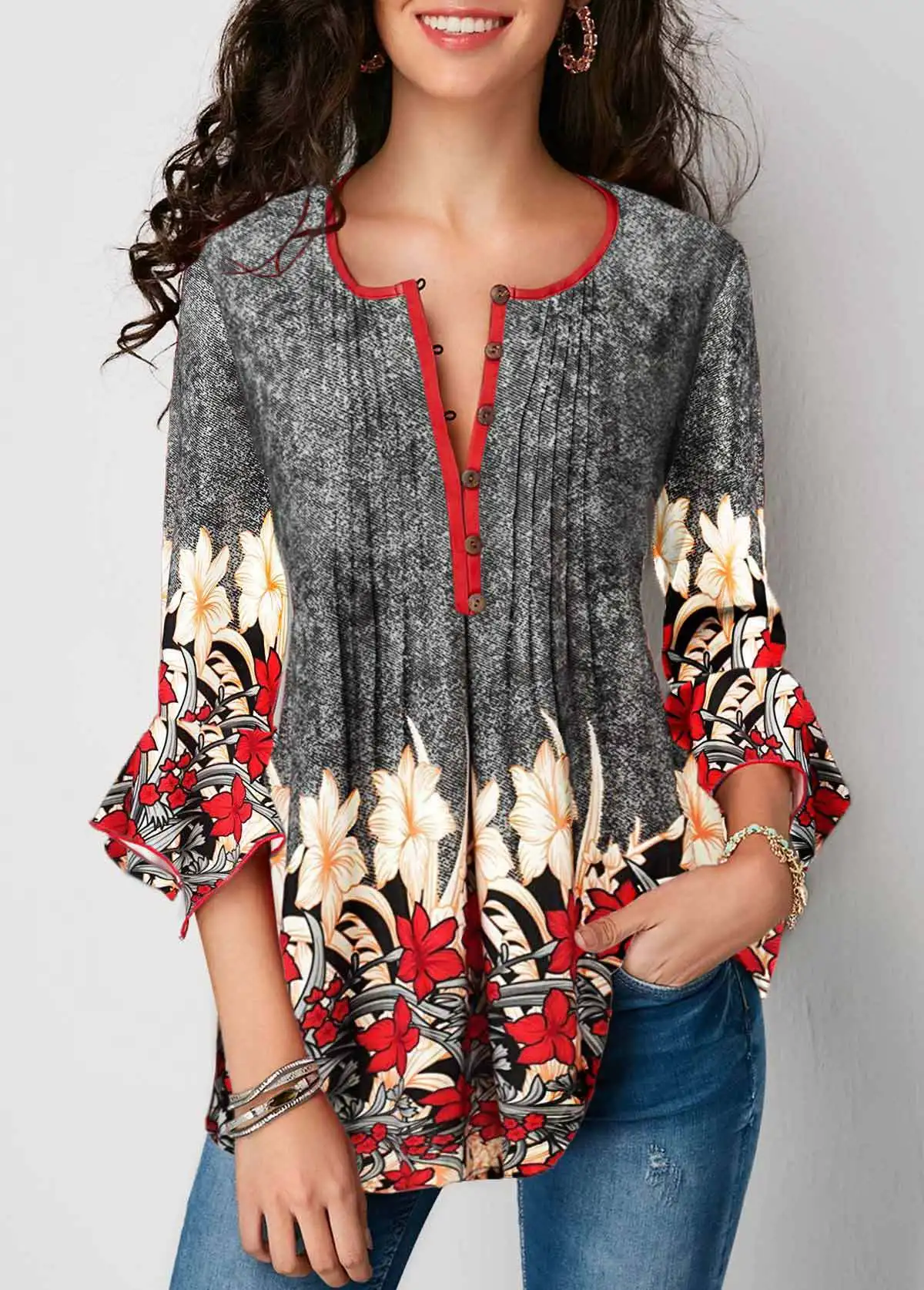 

Large Sizes Autumn Tops Women Sweet 3/4 Sleeve V-Neck Print 2019 New Fashion T Shirt Plus Size Ladies Casual T Shirt Top 5XL
