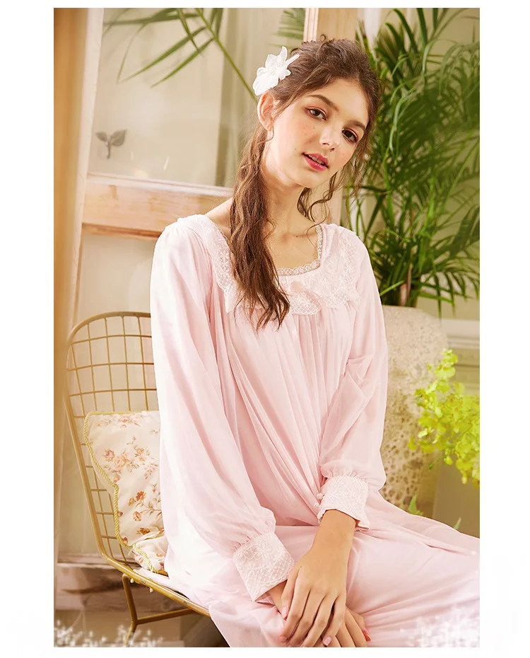 Autumn New Lace Women Nighgown Sexy sleepdress Home Princess Style Sleepwear Long Sleeve Nightdress Long lovely Dress