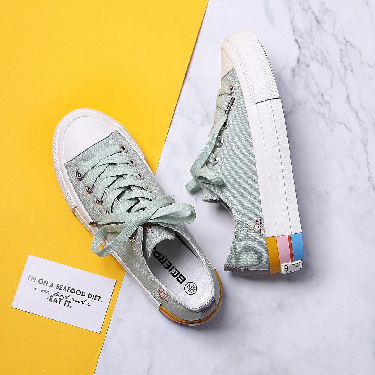 

2020 spring low-top non-slip canvas shoes women Korean version of ulzzang casual wild women shoes trend fashion ladies sneakers