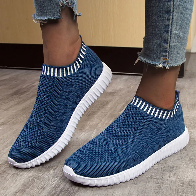 Zapatillas informales transpirables cómodas para mujer, zapatos planos, calcetines de talla grande, envío directo