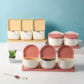 

Plastic Seasoning Box Combination Set Kitchen Seasoning Jar Salt Shaker Chili Pot Seasoning Bottle With Free Spoons+Base