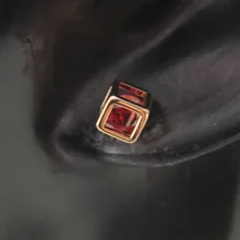  5 COLORS CZ STONES CUBE SHAPED STUD EARRING BIGGEST WIDTH 0.28