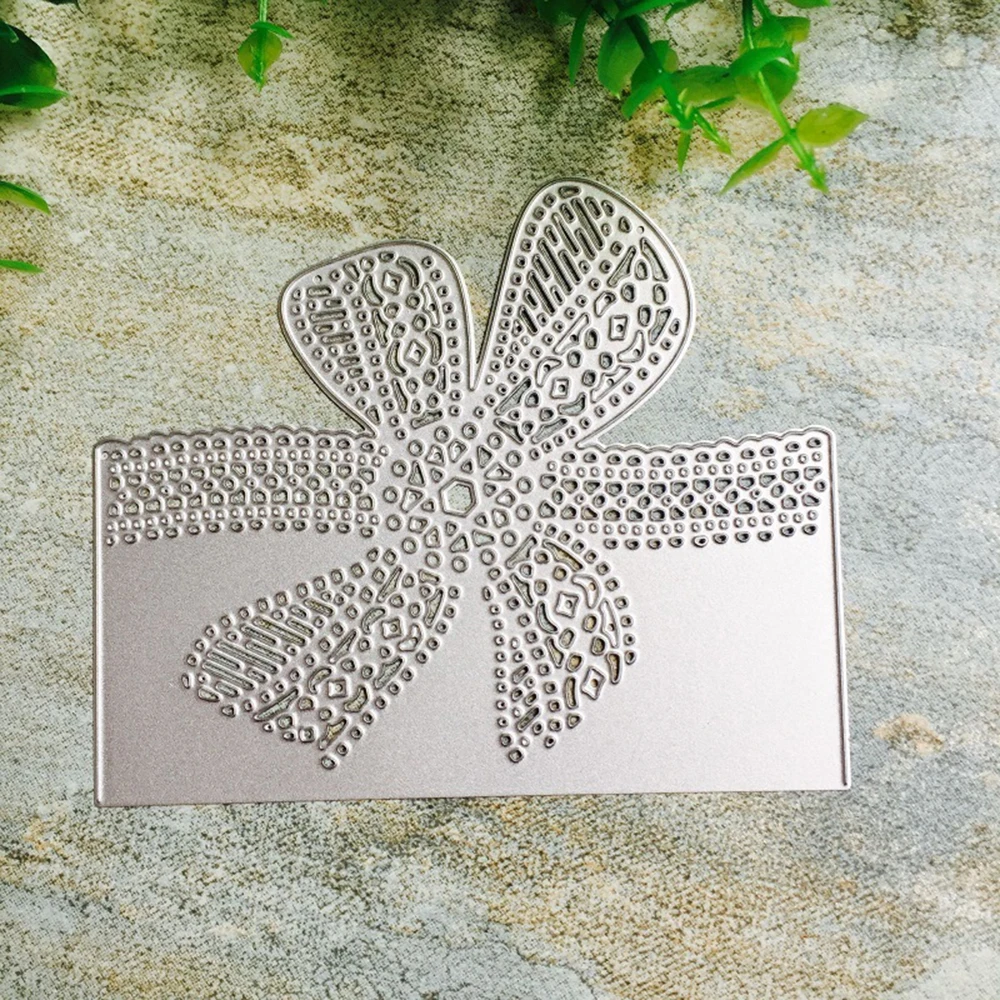 

Card Decor Bow Frame Metal Cutting Dies Stencil for DIY Scrapbooking Craft Cut Photo Cards Dies 10.4X12.5cm