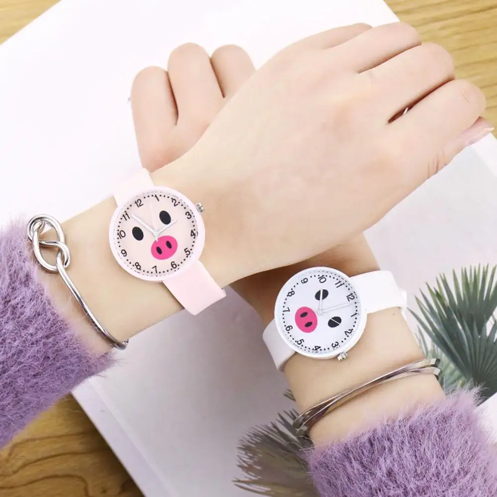 

Free Shipping Women Watch Korean Version of The Simple Girl Watch Cartoon Silicone Strap Relogio Feminino Women Watches Clock