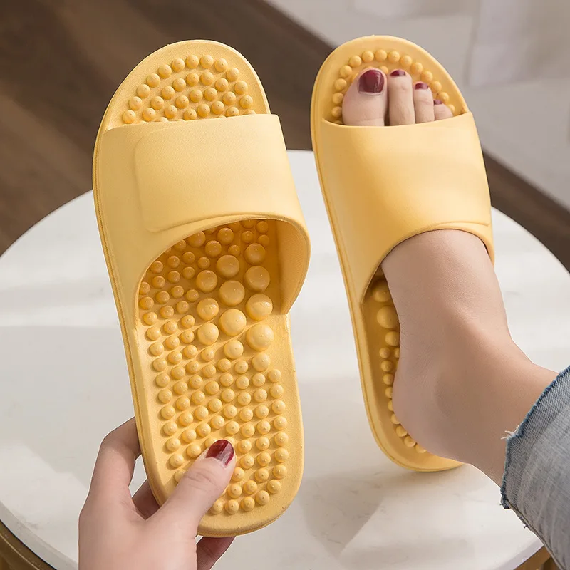 Zapatillas de masaje para mujer, zapatilla para baño de interior, zapatillas antideslizantes de verano para el hogar, chanclas suaves y sólidas, sandalias de casa para parejas