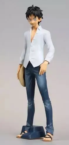 

Yaya Anime One Piece Shape Division Photo Home Jeans Luffy One Piece Anime Model Garage Kit