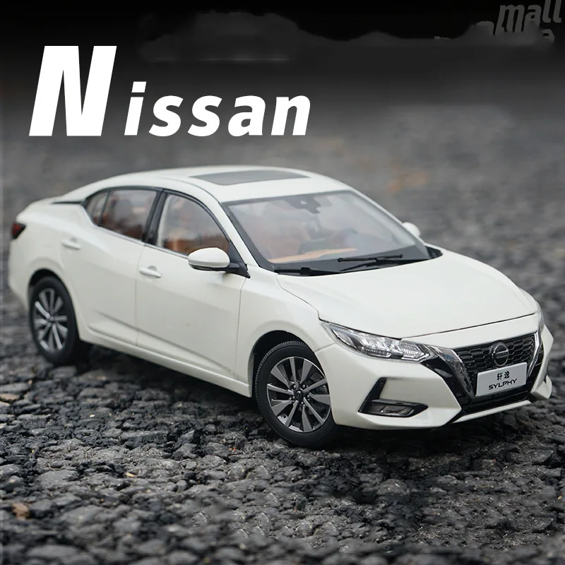 Модель Nissan Sylphy Высококачественная модель из сплава 1:18 седана литого металла с