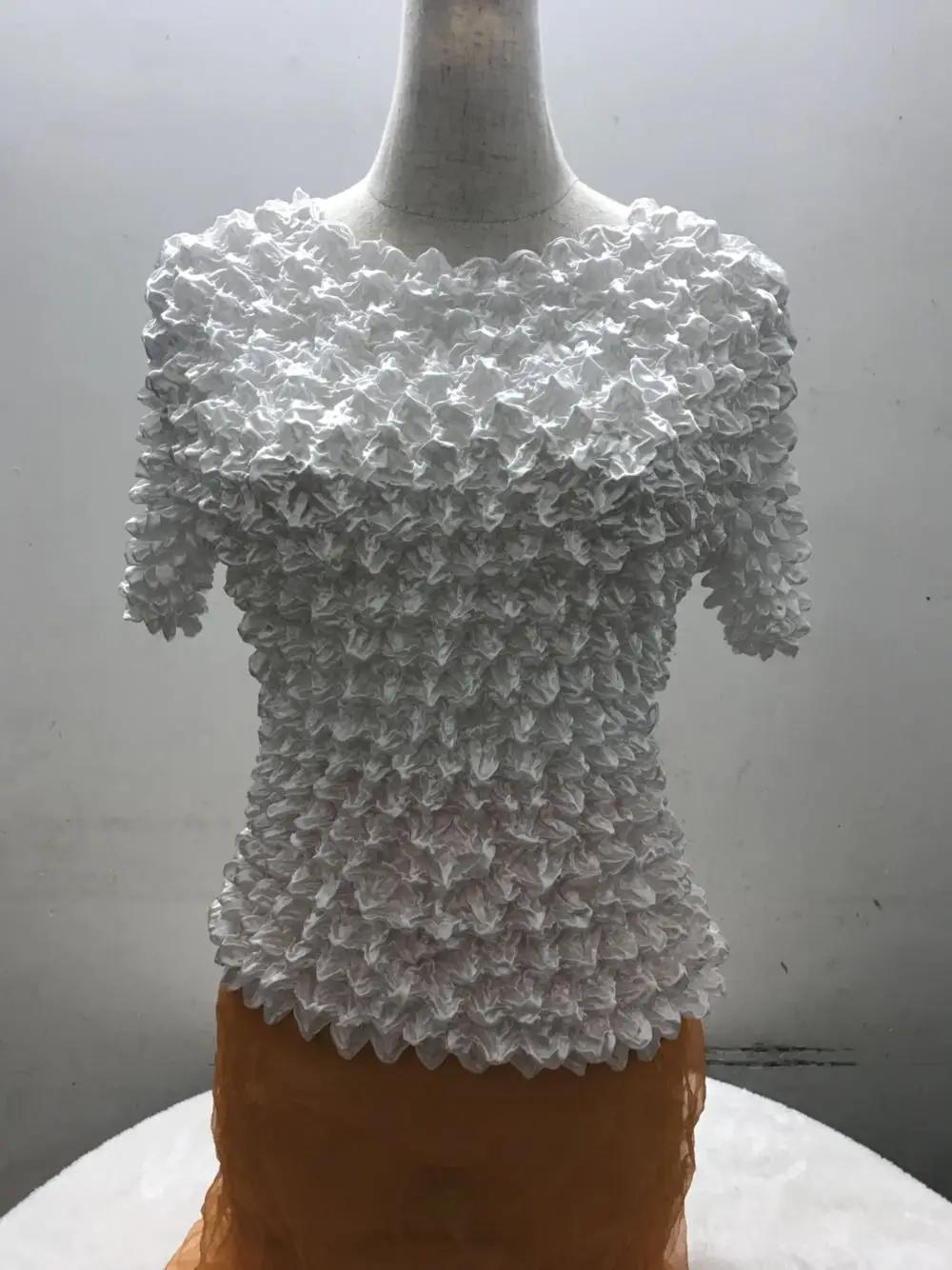 Горячая Miyake Мода Складные короткий рукав сексуальный о-вырез тонкий трехмерная футболка с ананасом