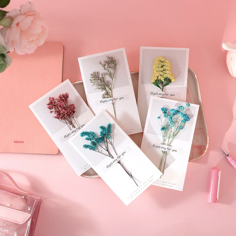 Gypsophila поздравительная открытка с сушеными цветами винтажная